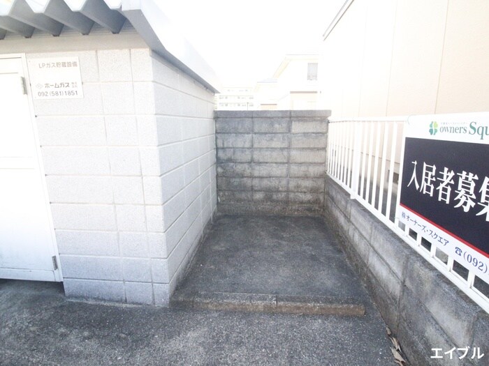 ファミール春日西　Ｄ棟の物件外観写真