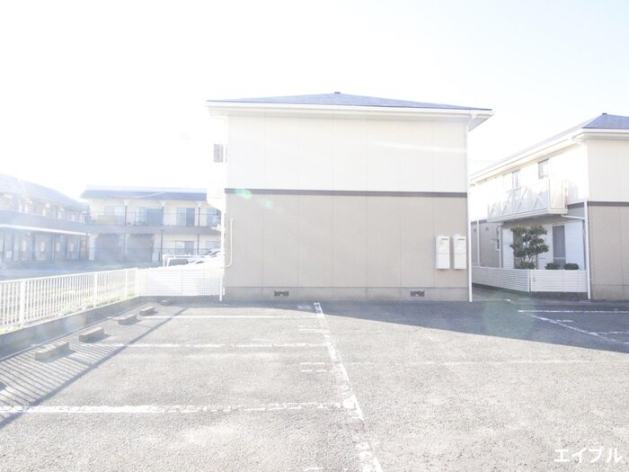 ファミール春日西　Ｄ棟の物件外観写真