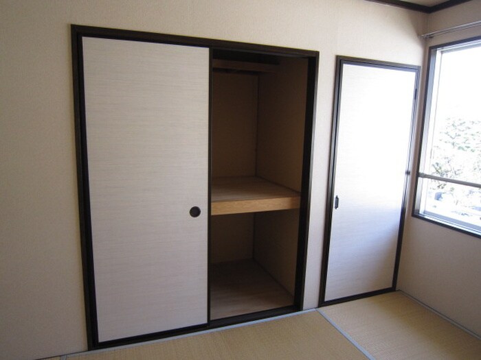 ファミール春日西　Ｄ棟の物件内観写真