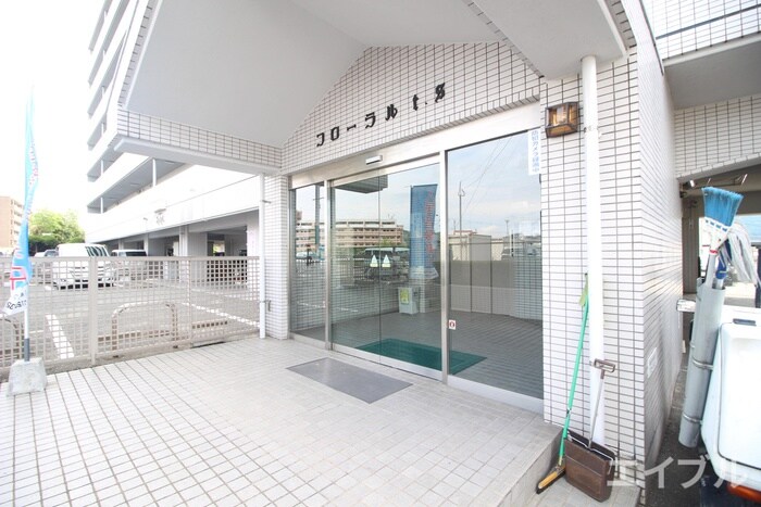 フローラルＴ．Ｓの物件外観写真