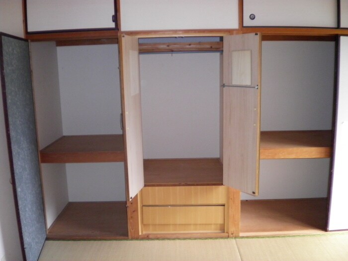 ＨＡＰＰＩＮＥＳＳ　８　Ａ棟の物件内観写真