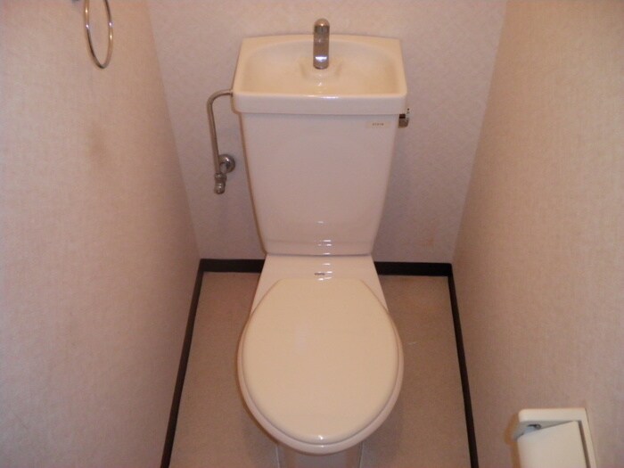 ＨＡＰＰＩＮＥＳＳ　８　Ａ棟の物件内観写真