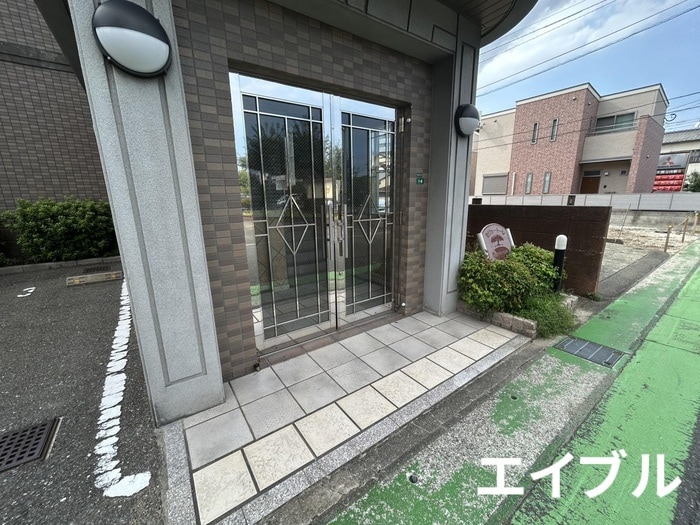 セリュ－・ト－レの物件外観写真