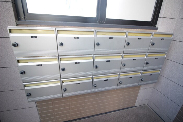 エムビル唐原の物件外観写真