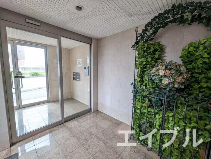 レジデンス塚原台の物件外観写真