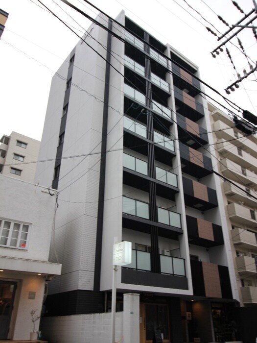 サンドーレ薬院の物件外観写真