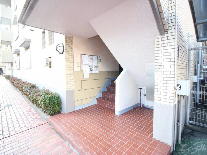 コ－ポかわらだの物件外観写真