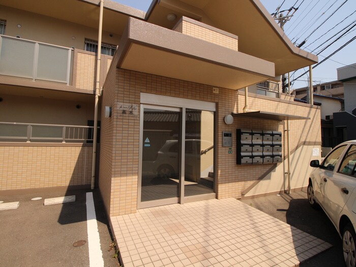 メ－プル高木の物件外観写真