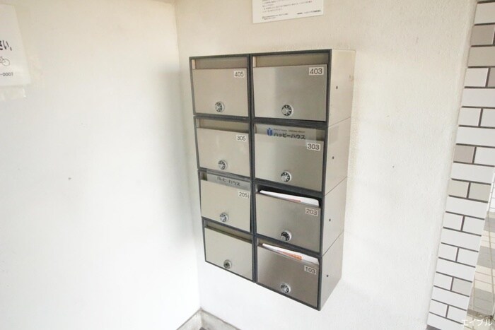 リバーサイド香椎の物件外観写真