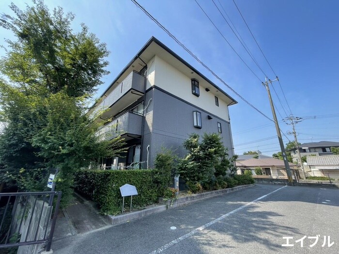 シャルム高松Ⅱの物件外観写真