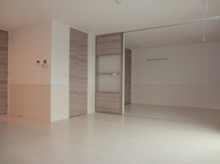 フロレゾンＡ棟の物件内観写真