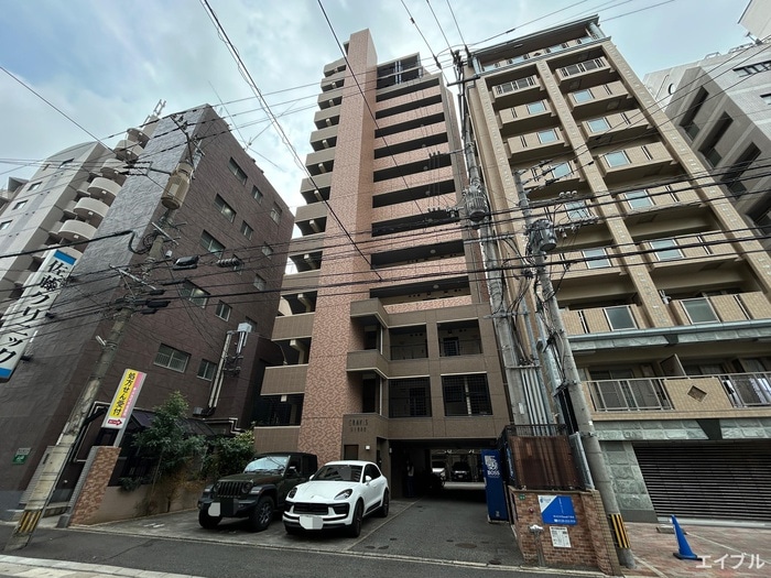 グラヴィス平尾の物件外観写真