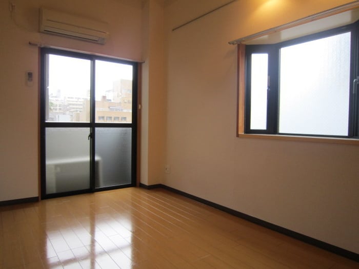 フォンテーヌ博多の物件内観写真