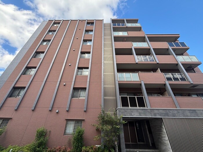 ベルカンパーニュの物件外観写真