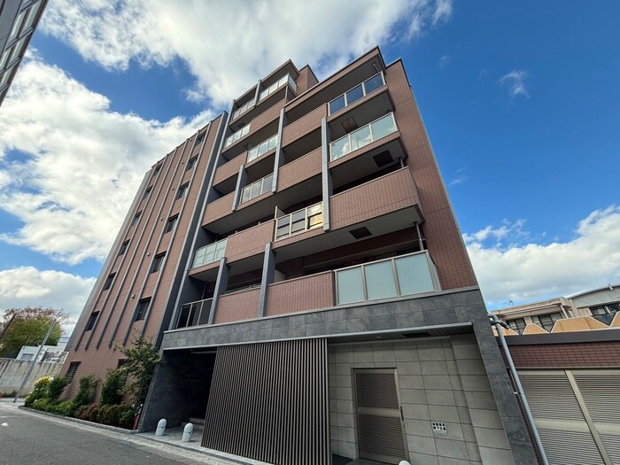 ベルカンパーニュの物件外観写真