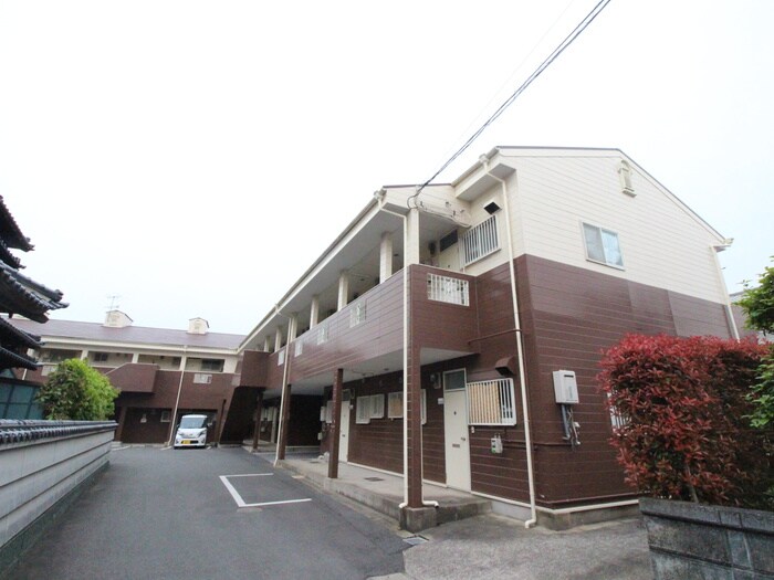 サンヒルズ木屋瀬の物件外観写真