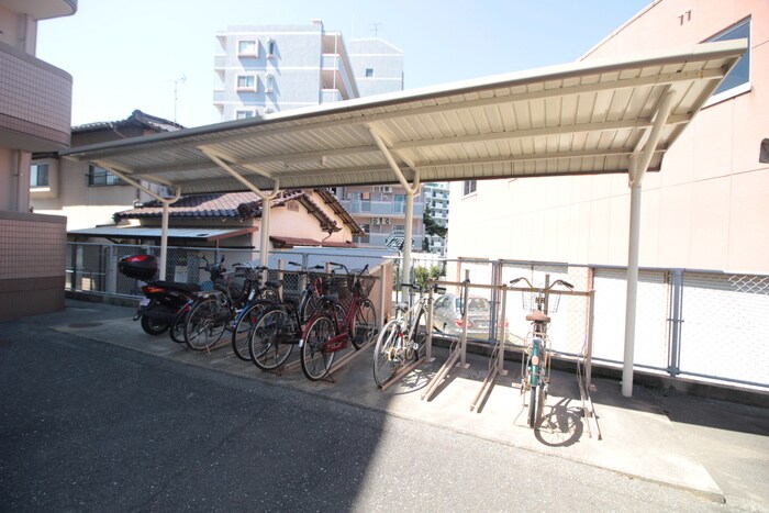 カーサコモーダの物件外観写真