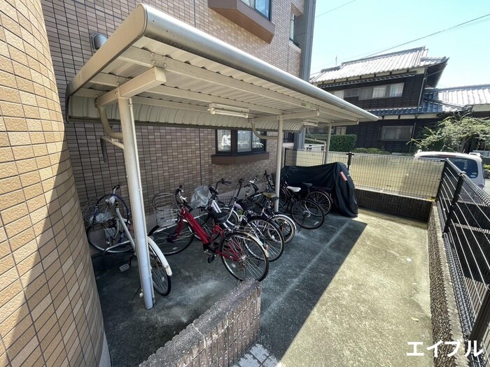 メゾンドームの物件外観写真