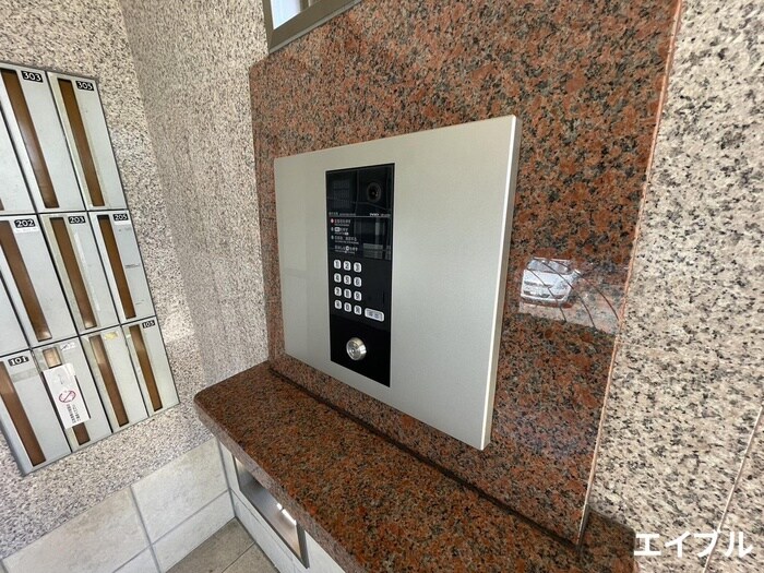 メゾンドームの物件外観写真