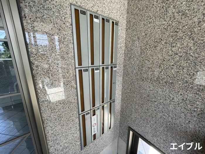 メゾンドームの物件外観写真