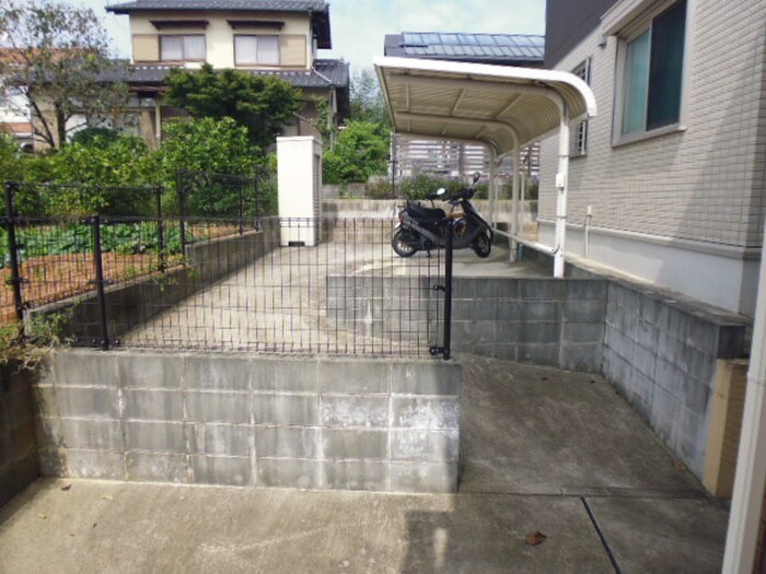 ガ－デンヒルズ荒木の物件外観写真