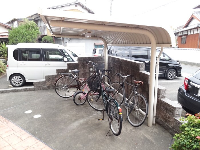 グランモアの物件外観写真