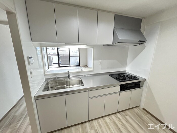 リファレンス寺塚の物件内観写真