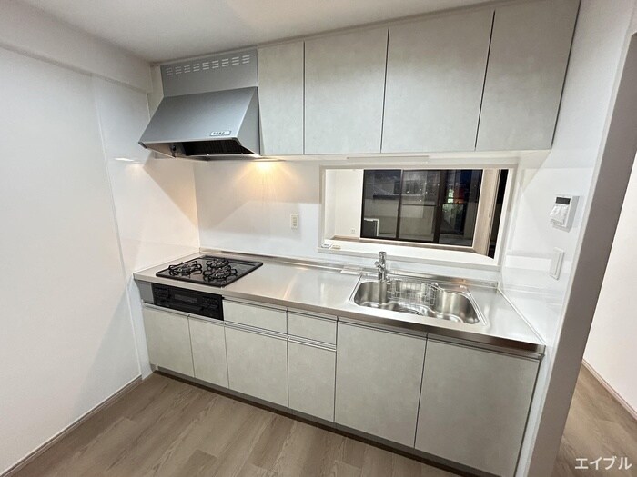 リファレンス寺塚の物件内観写真