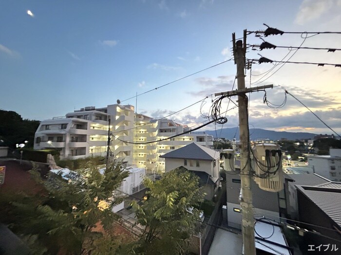 リファレンス寺塚の物件内観写真