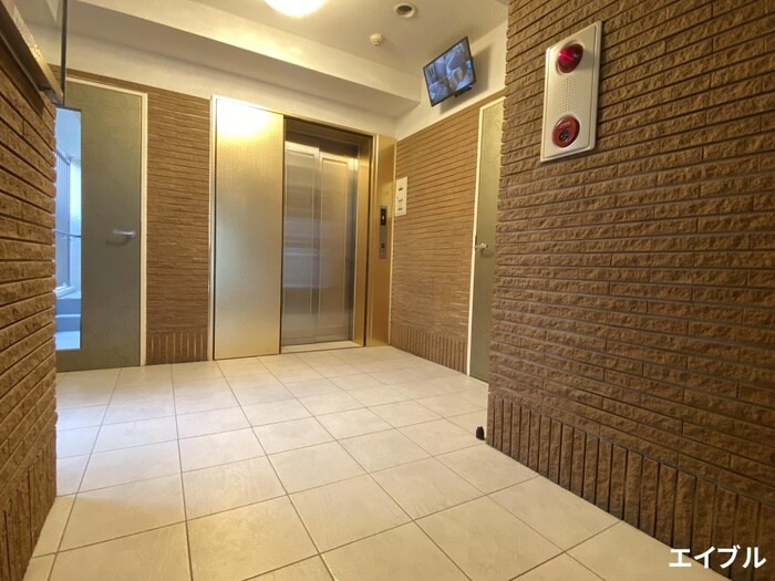 アンプル－ルベトン　カルティエの物件外観写真