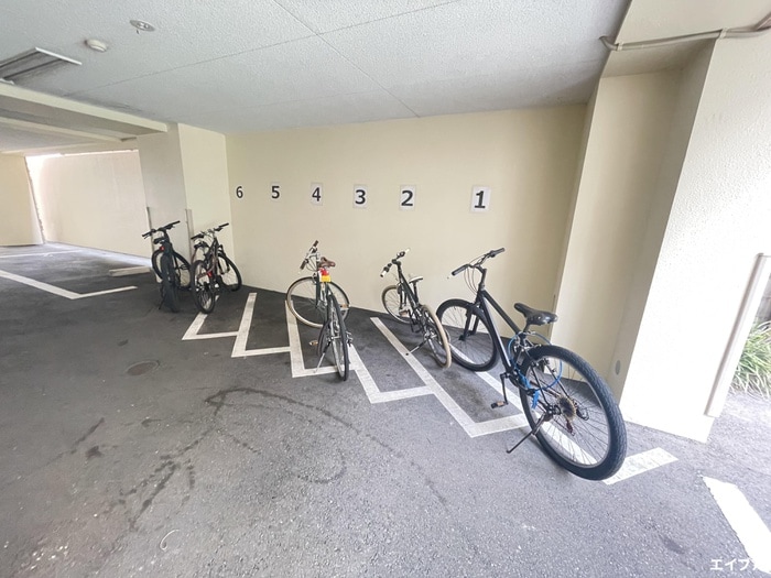 アンプル－ルベトン　カルティエの物件外観写真