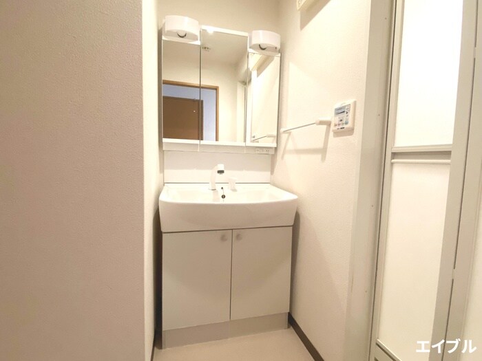 アンプル－ルベトン　カルティエの物件内観写真