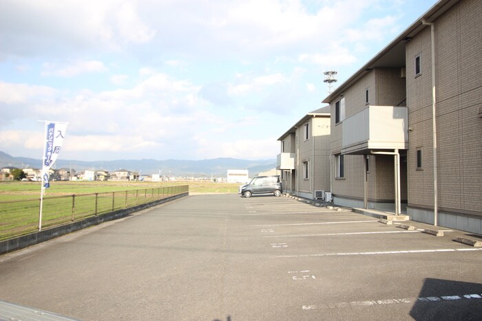 サジタリアステ－ジＢの物件外観写真