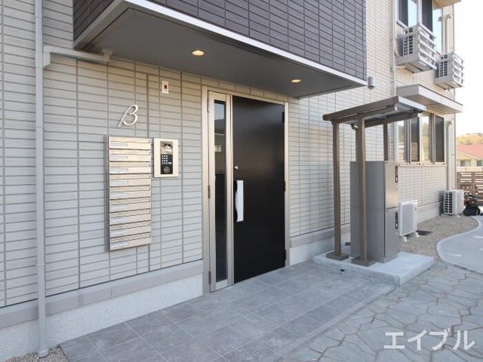 ミルキ－ウェイB棟の物件外観写真