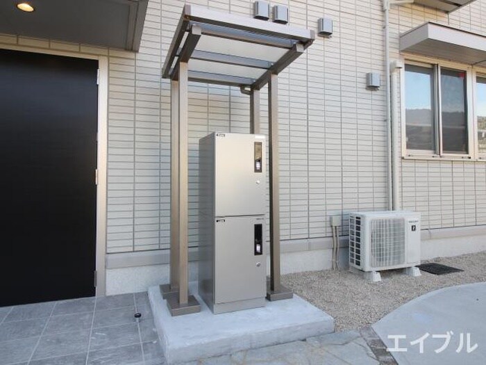 ミルキ－ウェイB棟の物件外観写真