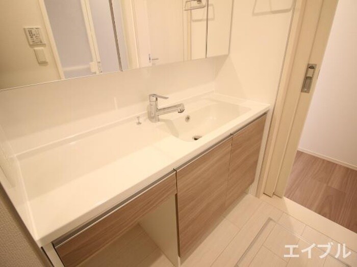 ミルキ－ウェイB棟の物件内観写真