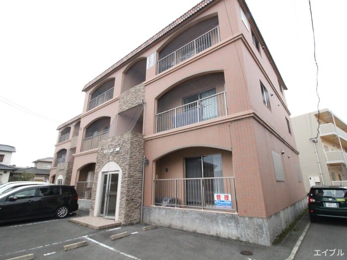 ルネス荒木二番館の物件外観写真