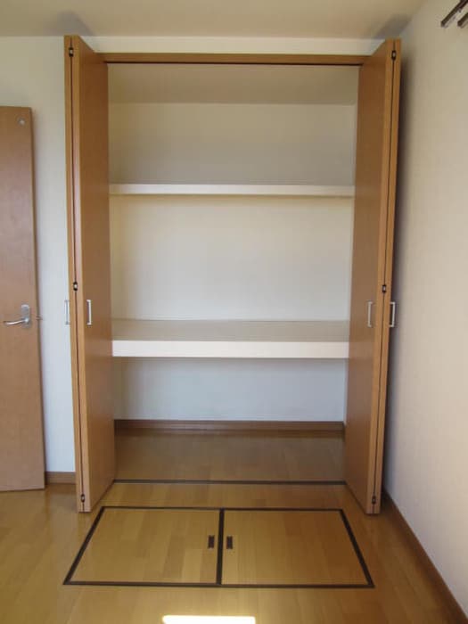 ルネス荒木二番館の物件内観写真