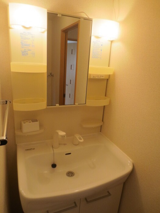 スカイフィ－ルドの物件内観写真