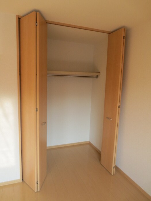 スカイフィ－ルドの物件内観写真