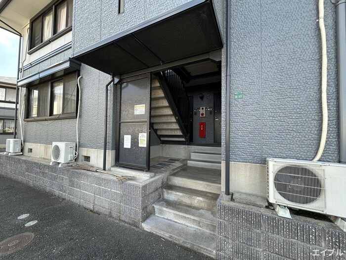 ステラ柏原Ｂの物件外観写真