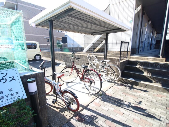 パンプキンハウスＢの物件外観写真