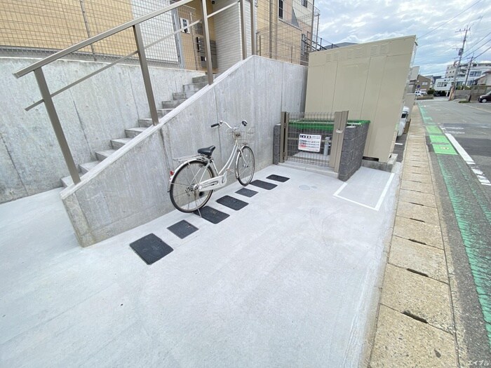 グランヒル九産大前の物件外観写真