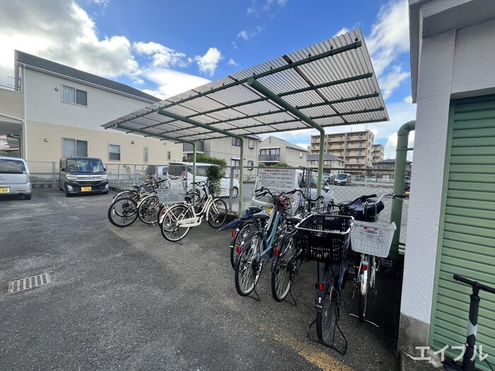 三角コーポの物件外観写真