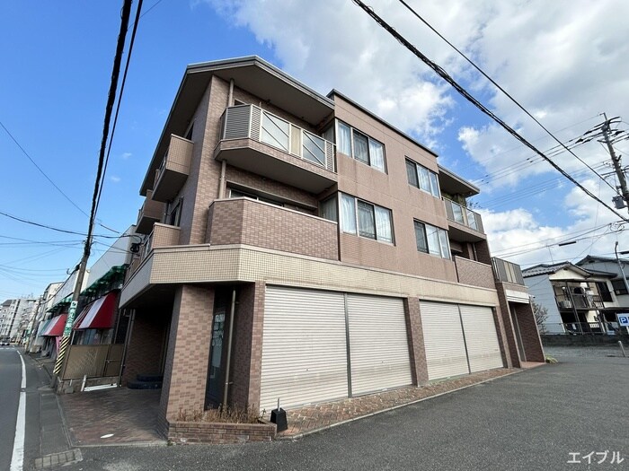 アヴァンティ緑ヶ丘の物件外観写真