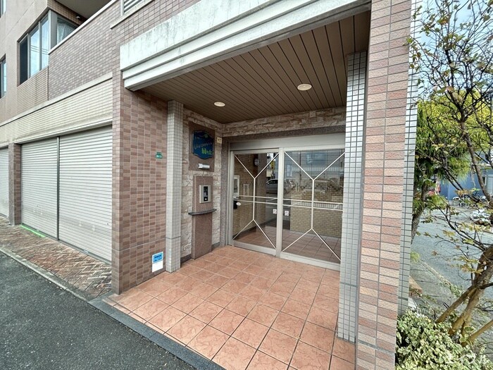 アヴァンティ緑ヶ丘の物件外観写真