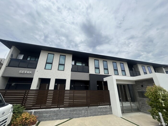 プルニエール博多の物件外観写真