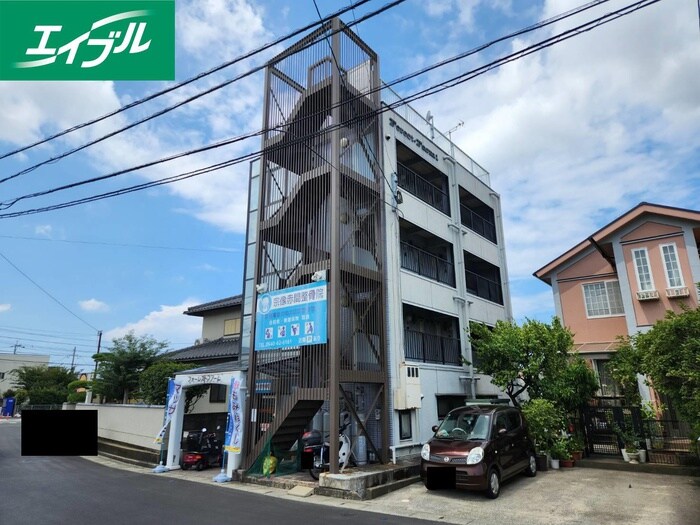 フォレストファームの物件外観写真