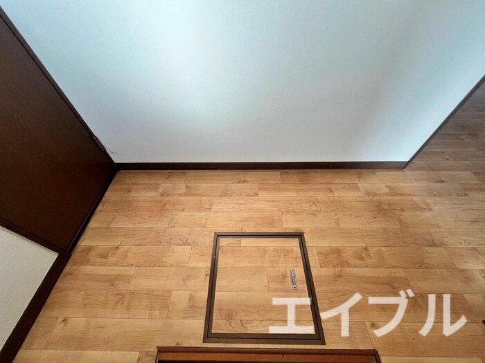 コスモハイツエデンの物件内観写真