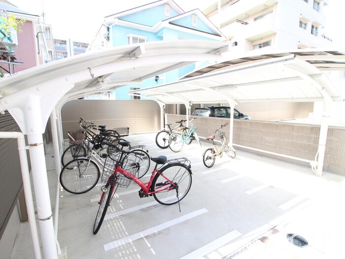 グランデ東雲の物件外観写真